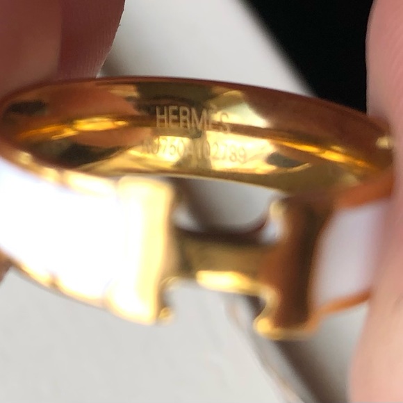 Hermes ring in white enamel / gold - Picture 5 of 6
